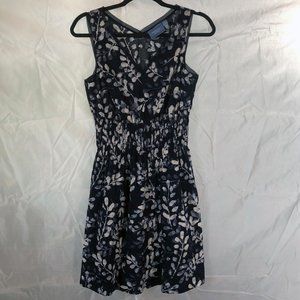 Simply Vera Navy/White Floral Dress Size SM